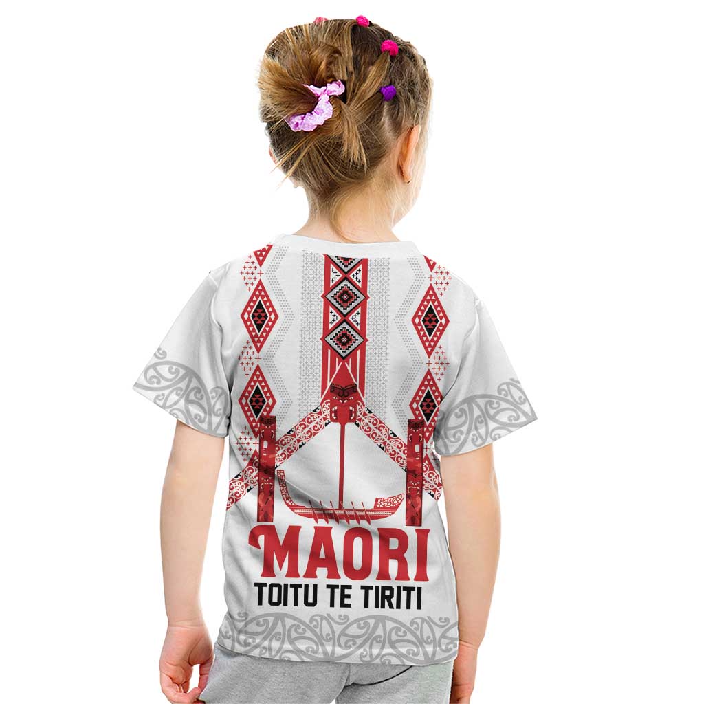 Toitu Te Tiriti Waitangi Kid T Shirt White Wharenui House LT9 - Polynesian Pride