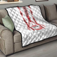 Toitu Te Tiriti Waitangi Quilt White Wharenui House - Polynesian Pride