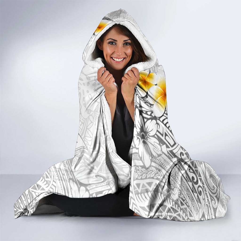 White Tropical Plumeria With Galaxy Polynesian Art Hooded Blanket LT14 - Polynesian Pride
