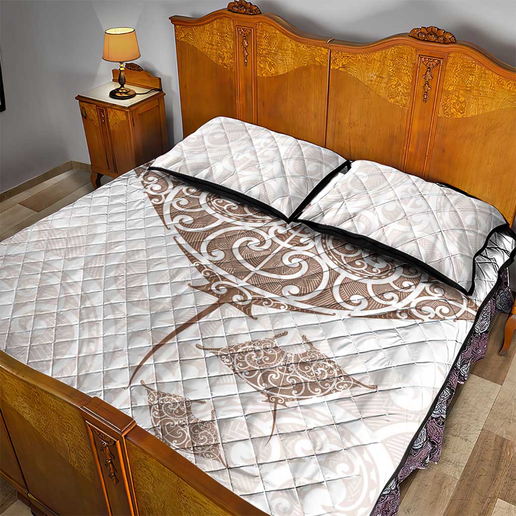 New Zealand Manta Ray Tattoo Quilt Bed Set Aotearoa Maori Haehae Beige - Polynesian Pride
