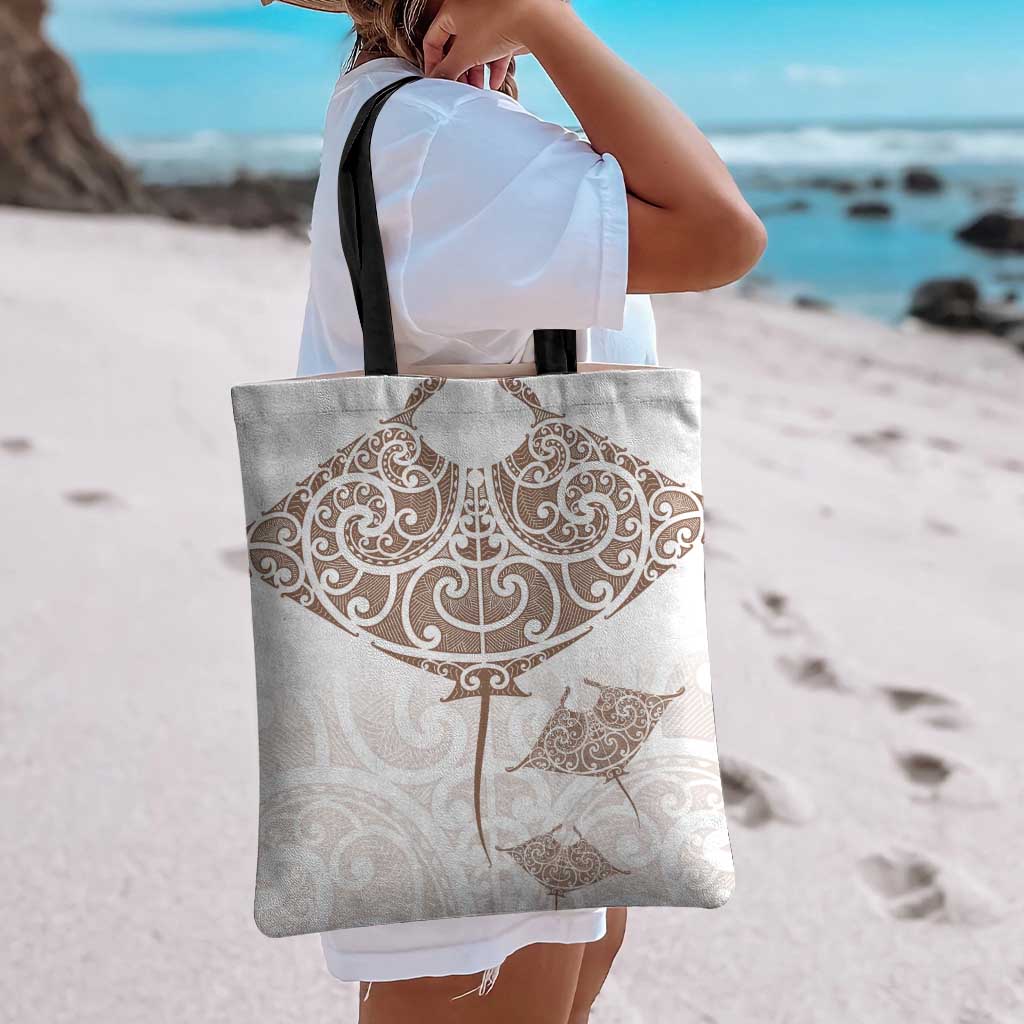 New Zealand Manta Ray Tattoo Tote Bag Aotearoa Maori Haehae Beige - Polynesian Pride