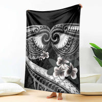Black Polynesia Blanket Tribal Pattern Tropical Frangipani LT14 - Polynesian Pride