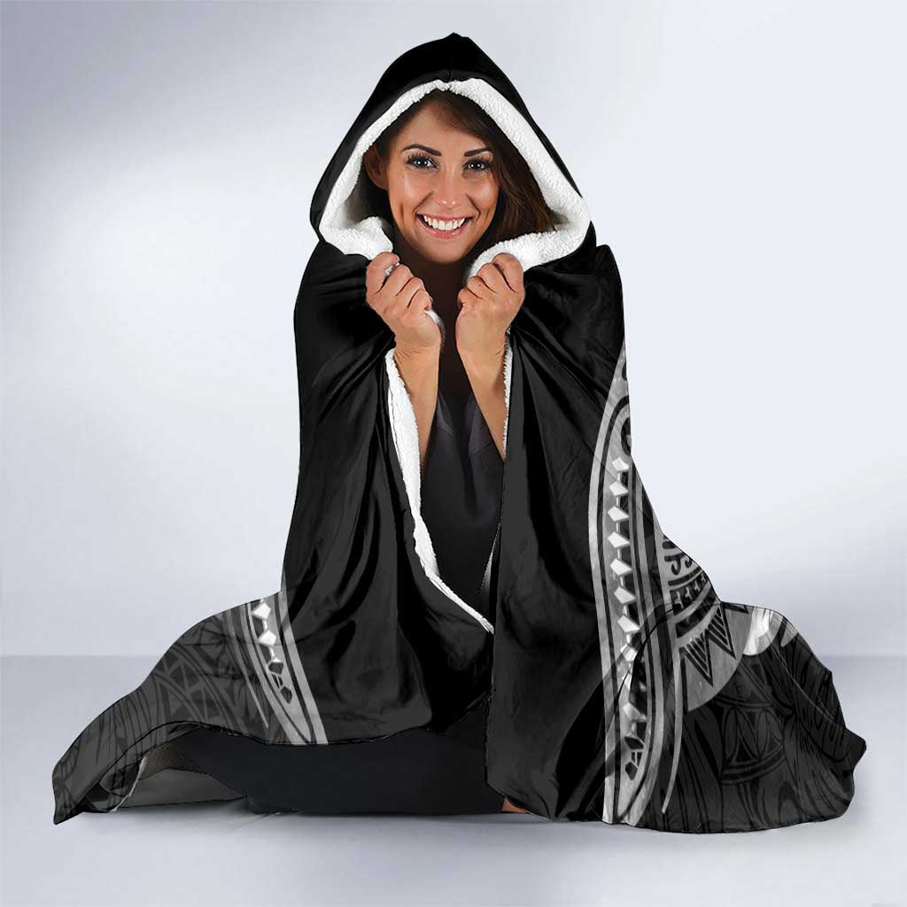 Black Polynesia Hooded Blanket Tribal Pattern Tropical Frangipani LT14 - Polynesian Pride