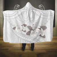 White Polynesia Hooded Blanket Tribal Pattern Tropical Frangipani LT14 - Polynesian Pride
