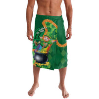 St Patrick's Day Hawaii Lavalava Hauoli Maoli Funny Shaka Leprechaun LT14 Green - Polynesian Pride