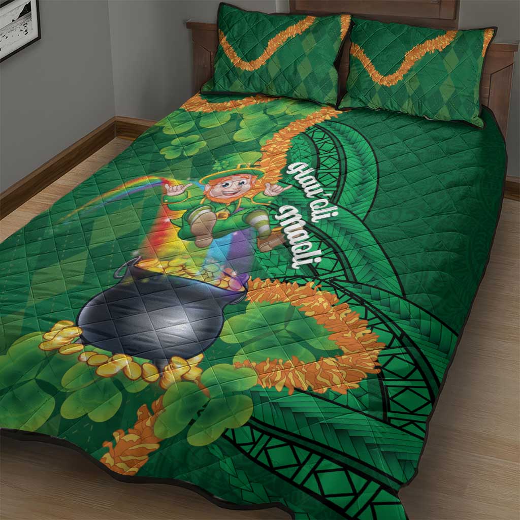 St Patrick's Day Hawaii Quilt Bed Set Hauoli Maoli Funny Shaka Leprechaun