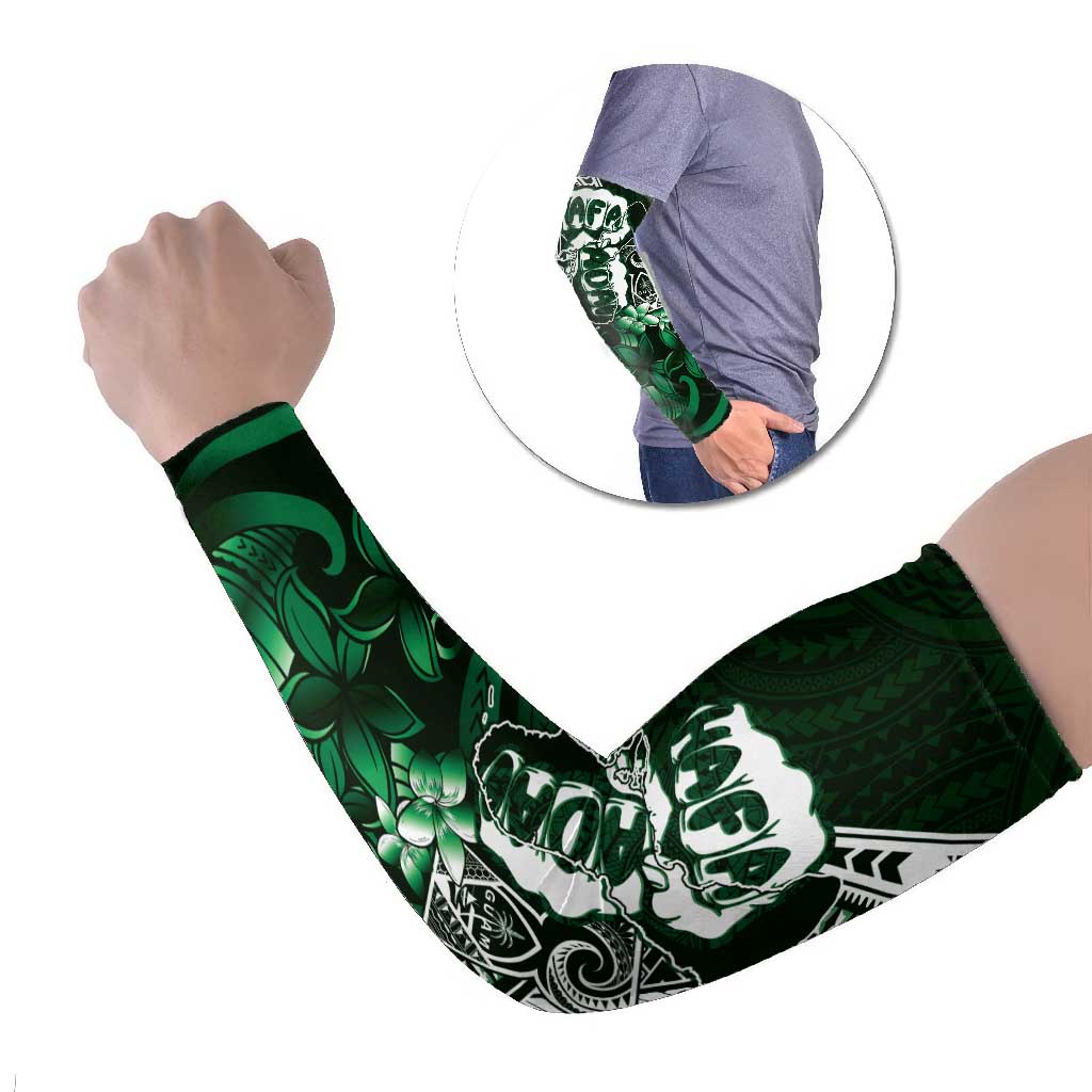Hafa Adai Guam Discovery Day Arm Sleeves Chamorro Latte Stone Hand Green Version LT14 Set of 2 Green - Polynesian Pride