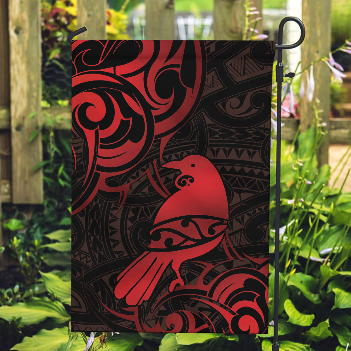 New Zealand Tui Bird Garden Flag Aotearoa Maori Pattern - Red