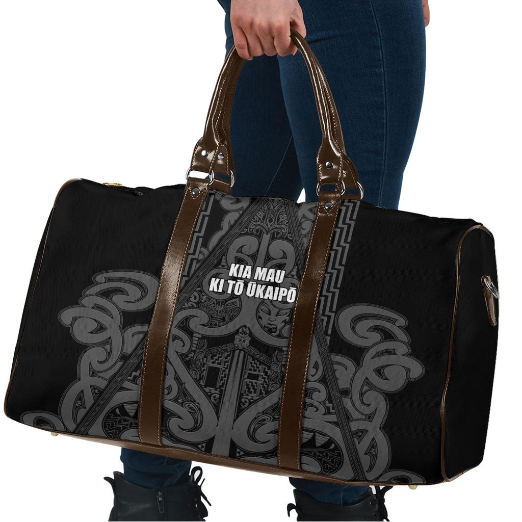 Maori Language Week Travel Bag Kia Mau Ki To Ukaipo Grey Color LT14 - Polynesian Pride