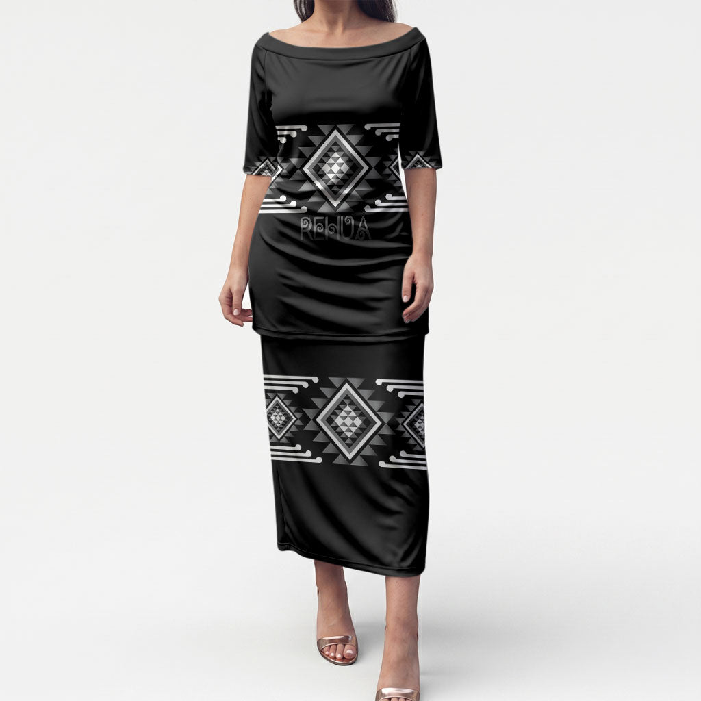 Aotearoa Atua Rehua Personalised Puletasi Maori God Of Healing Taniko Motifs LT14 Long Dress Grey - Polynesian Pride