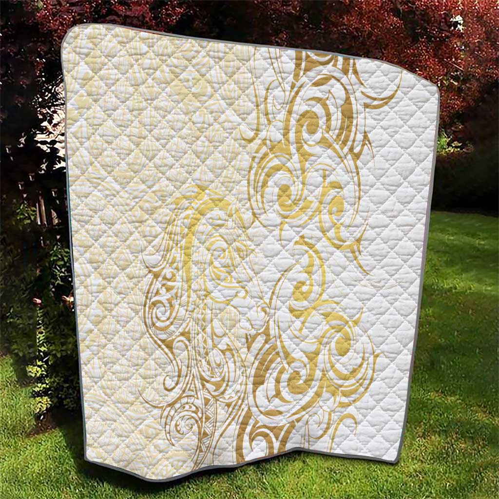 Gold And White Aoteara Horse Racing Quilt NZ Maori Pattern