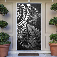 New Zealand Lizard Door Cover Silver Fern Aotearoa Maori - Polynesian Pride