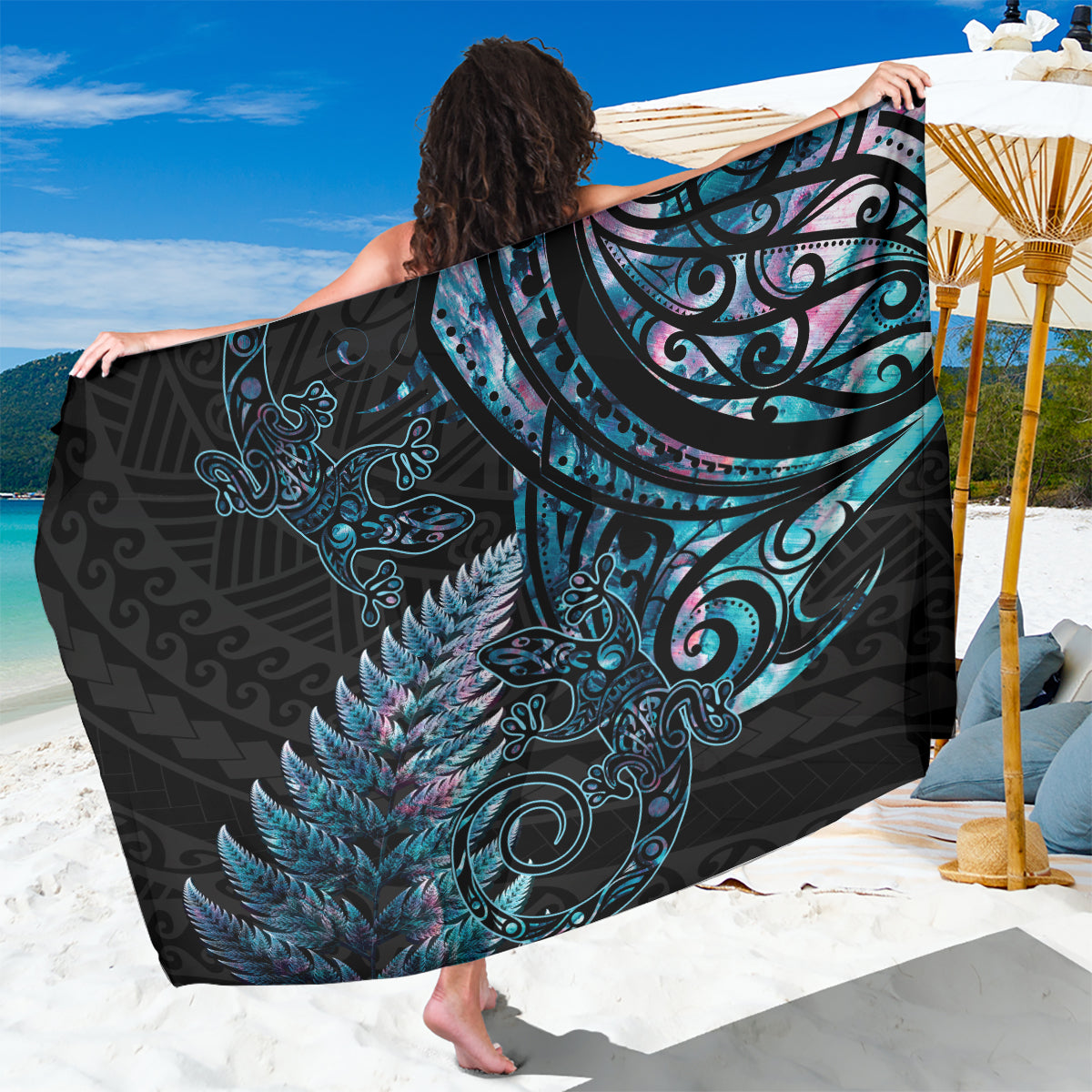 New Zealand Lizard Sarong Silver Fern Aotearoa Maori With Paua Shell