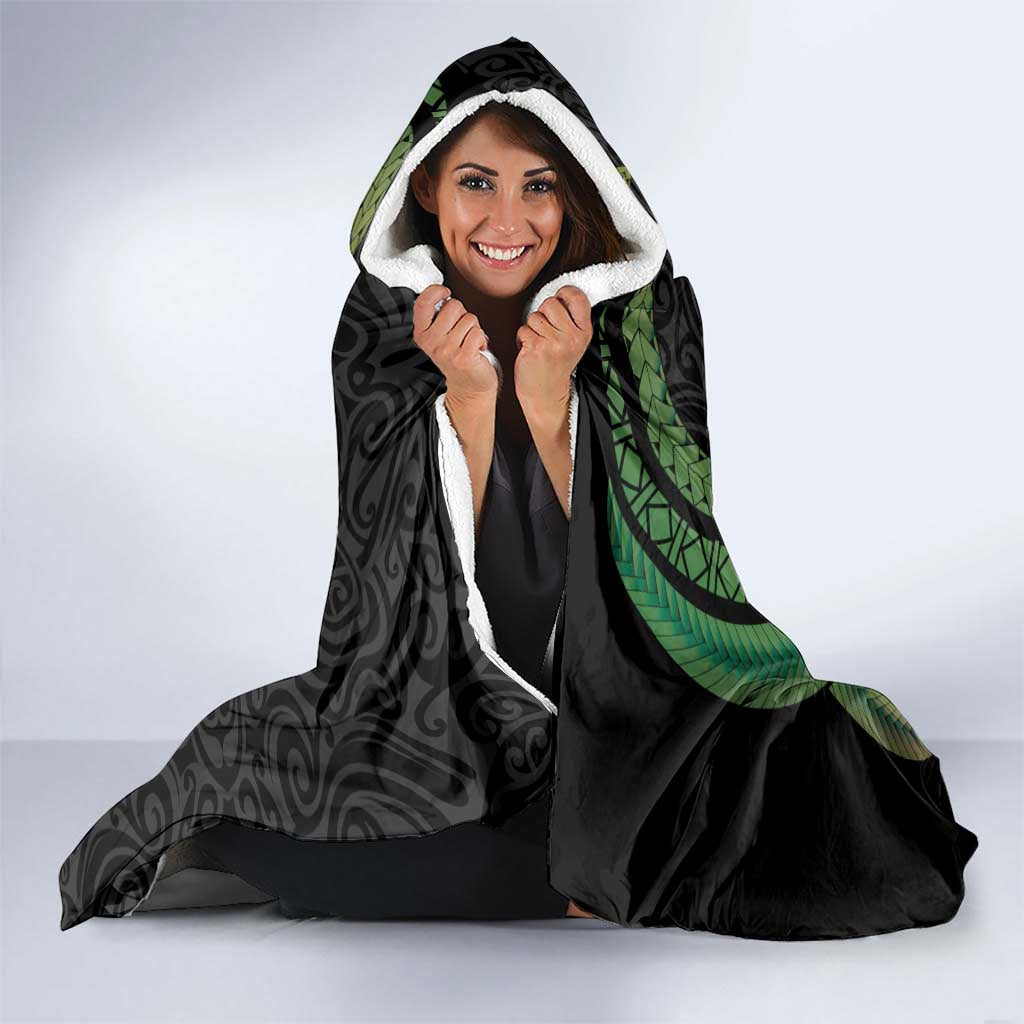 Personalised Vanuatu Independence Day Hooded Blanket July 30 Pig Tusk Long God Yumi Stanap LT14 - Polynesian Pride
