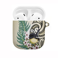 Endemic Tomtit New Zealand AirPods Case Miromiro Manuka Silver Fern Maori Pattern LT14 Cream - Polynesian Pride