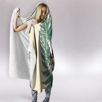 Endemic Tomtit New Zealand Hooded Blanket Miromiro Manuka Silver Fern Maori Pattern LT14 - Polynesian Pride