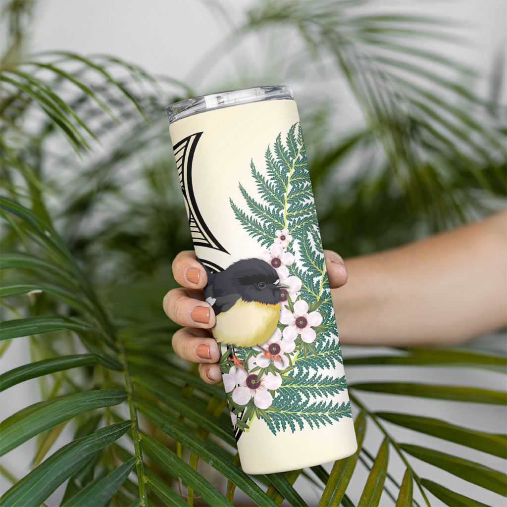 Endemic Tomtit New Zealand Skinny Tumbler Miromiro Manuka Silver Fern Maori Pattern