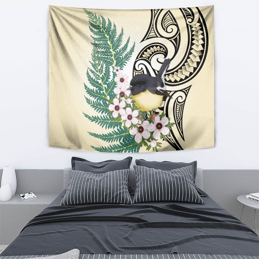 Endemic Tomtit New Zealand Tapestry Miromiro Manuka Silver Fern Maori Pattern LT14 - Polynesian Pride