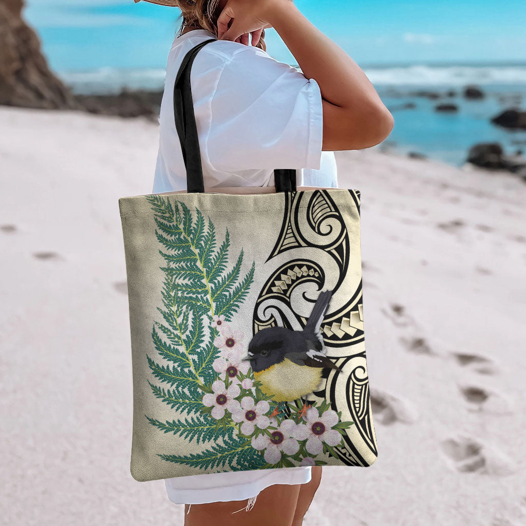 Endemic Tomtit New Zealand Tote Bag Miromiro Manuka Silver Fern Maori Pattern LT14 - Polynesian Pride