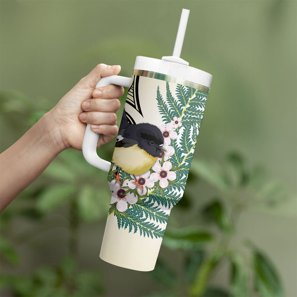 Endemic Tomtit New Zealand Tumbler With Handle Miromiro Manuka Silver Fern Maori Pattern LT14 - Polynesian Pride