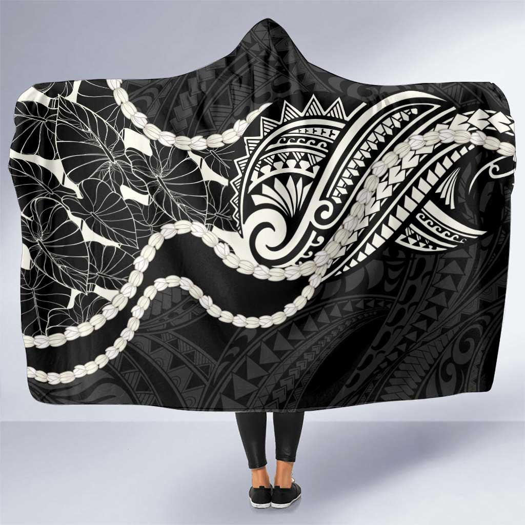Aloha Hawaii Kalo Pikake Lei Hooded Blanket Chest Tattoo Black Hawaiian Pattern LT14 One Size Black - Polynesian Pride