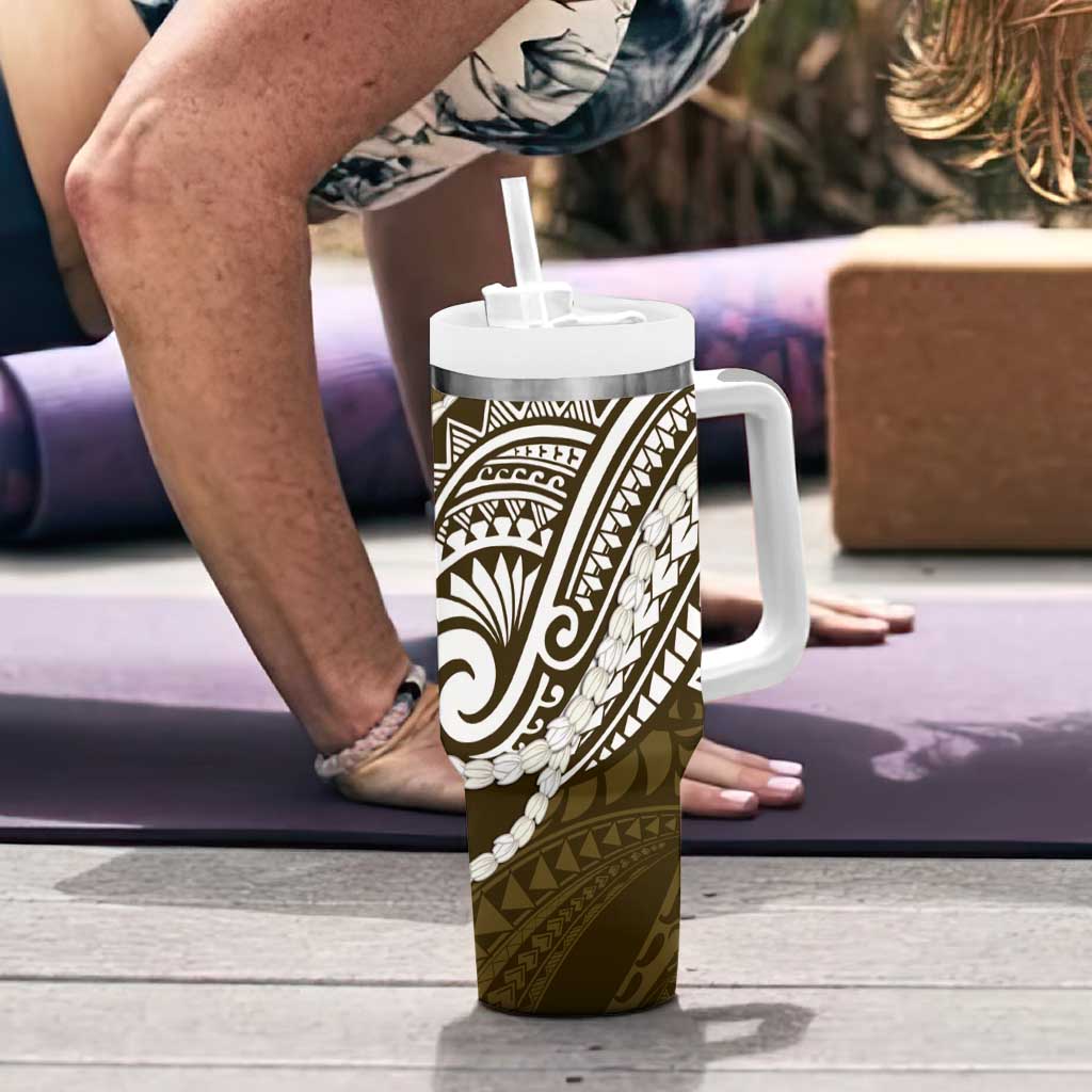 Aloha Hawaii Kalo Pikake Lei Tumbler With Handle Chest Tattoo Gold Hawaiian Pattern LT14 - Polynesian Pride