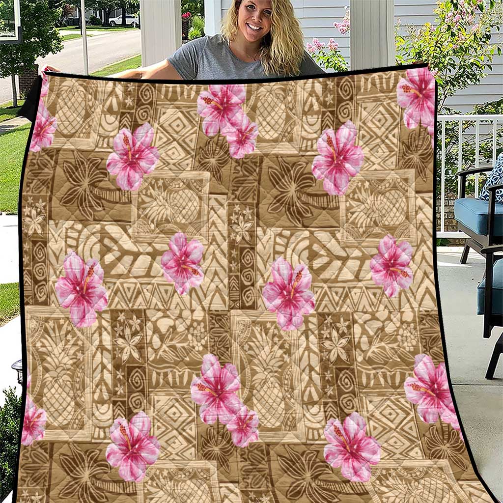 Beige Hawaii Hibiscus With Tropical Flowers Motifs Quilt - Polynesian Pride