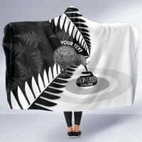 New Zealand Silver Fern Curling Personalised Hooded Blanket Aotearoa Kiwi Ponga Black White Version LT14 One Size Black - Polynesian Pride