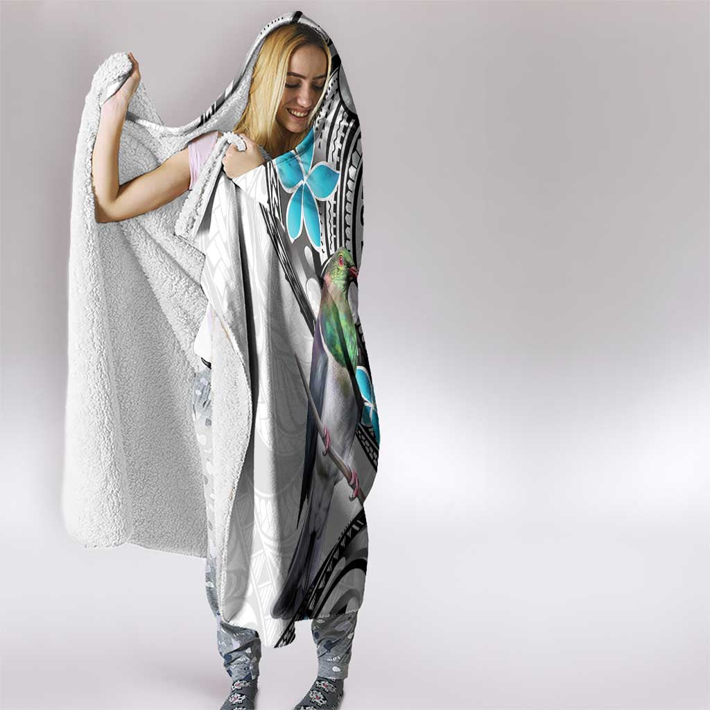 Aotearoa Te Ika-a-Maui Hooded Blanket South Island Kekeru Maori Koru LT14 - Polynesian Pride