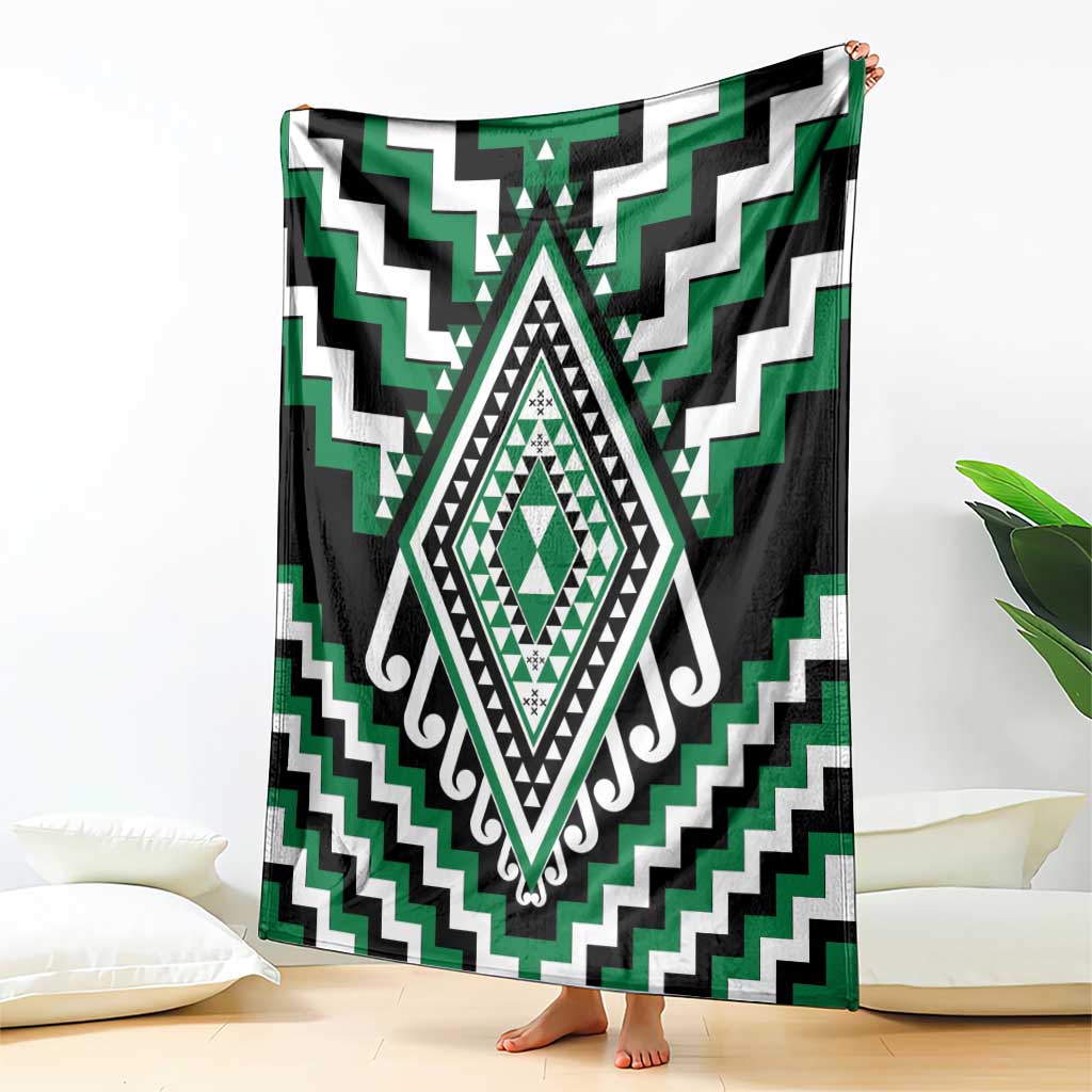 Green Aotearoa Taniko Poutama Patikitiki Blanket LT14 - Polynesian Pride