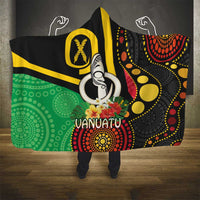 Tamtam Drum Vanuatu Hooded Blanket Boar Tusk Aboriginal Flag Style LT14 - Polynesian Pride
