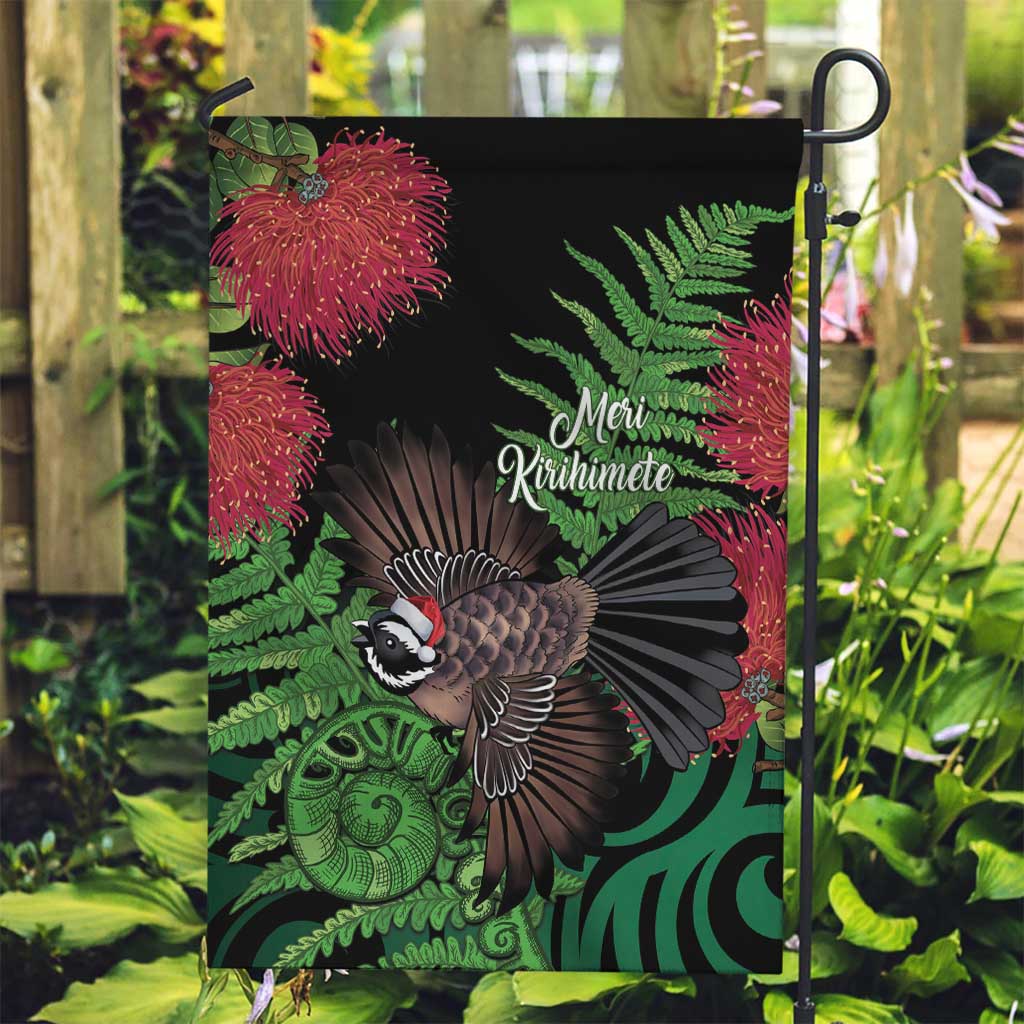 Meri Kirihimete New Zealand Garden Flag Piwakawaka Koru Fern Mix Pohutukawa - Polynesian Pride
