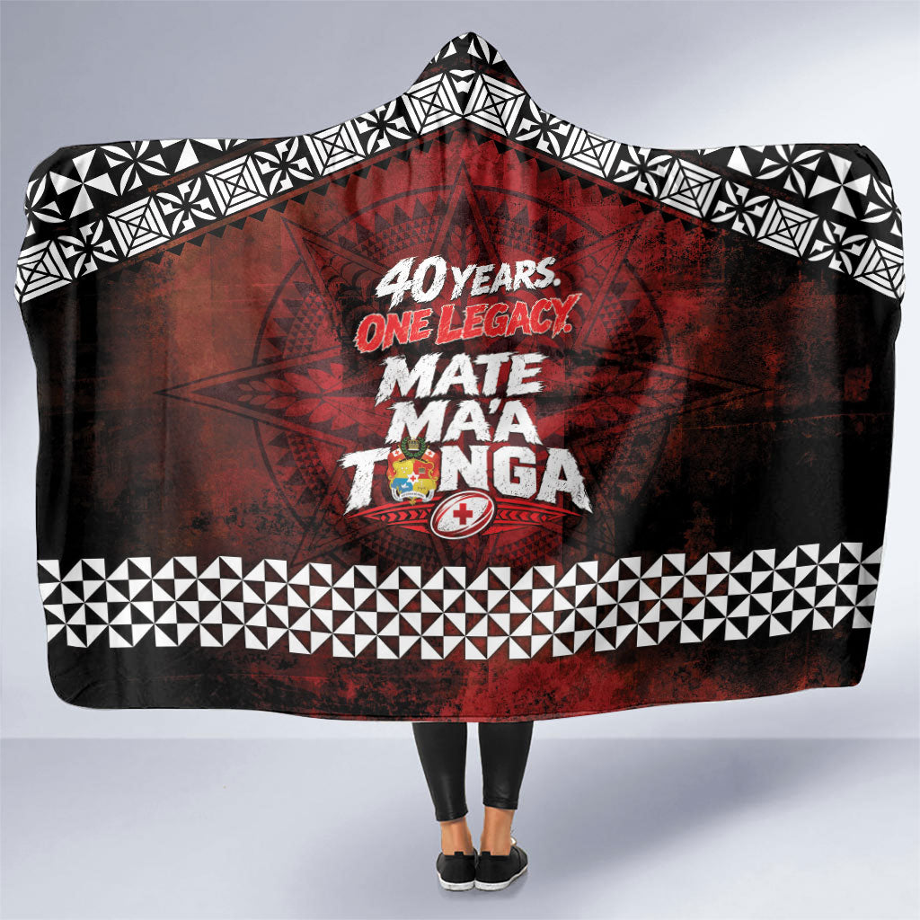 Mate Maa Tonga Rugby 2026 Hooded Blanket 40 Years Anniversary One Legacy LT14 One Size Red - Polynesian Pride