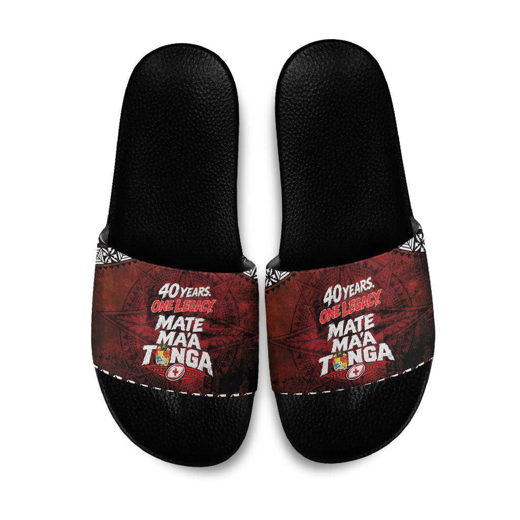 Mate Maa Tonga Rugby 2026 Slide Sandals 40 Years Anniversary One Legacy LT14 Red - Polynesian Pride