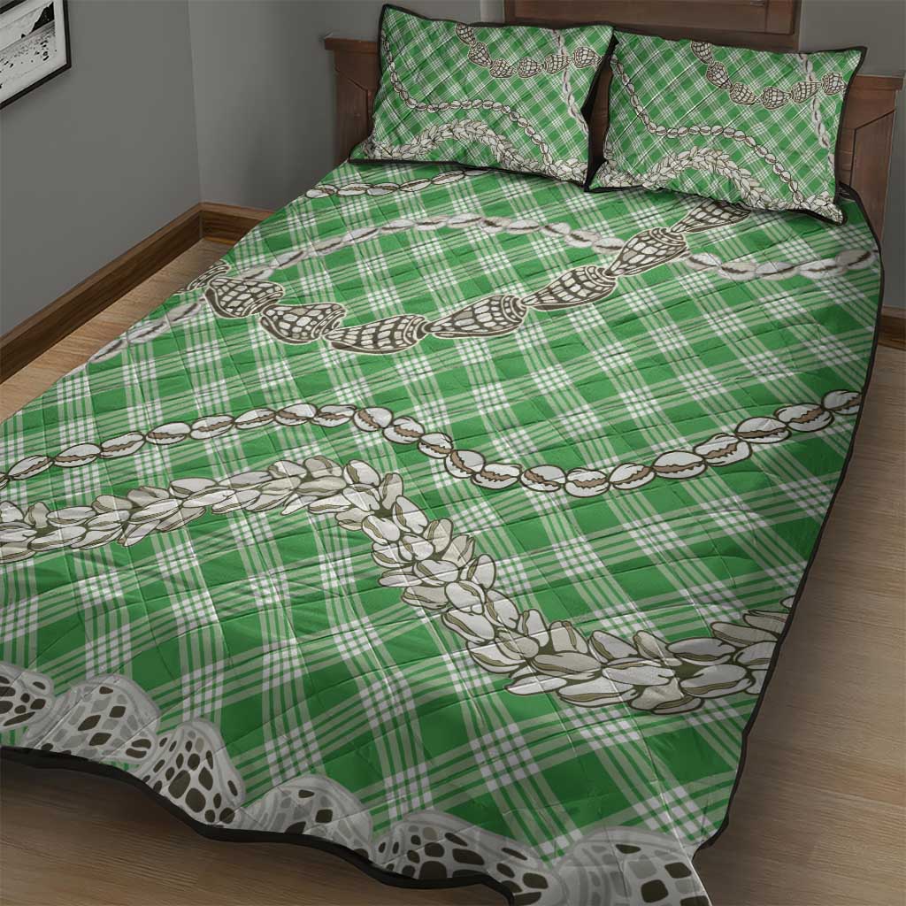 Green Aloha Hawaii Shell Lei Quilt Bed Set Palaka Hebrew Cone Honey Cowrie Elegant Curves - Polynesian Pride