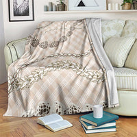 Beige Aloha Hawaii Shell Lei Blanket Palaka Hebrew Cone Honey Cowrie Elegant Curves - Polynesian Pride