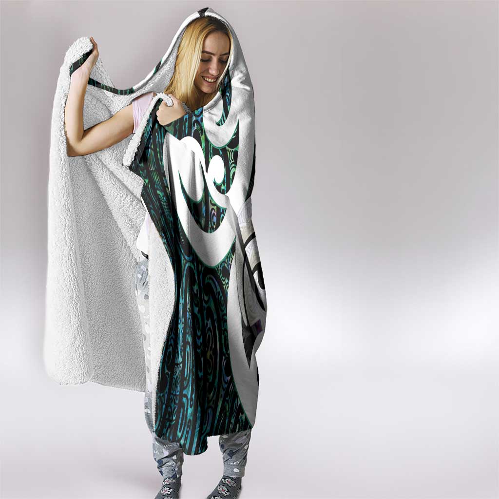 Aotearoa Koru Hooded Blanket Cyan Maori Paua Shell Mix Silver Fern LT14 - Polynesian Pride