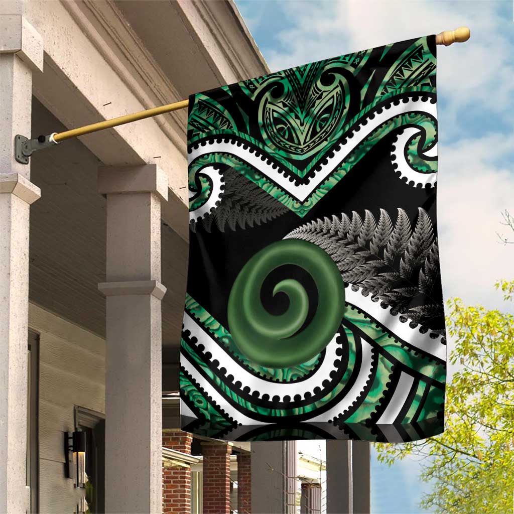Koru Pounamu Aotearoa Garden Flag Maori Paua Shell Mix Silver Fern LT14 House Flag Black - Polynesian Pride