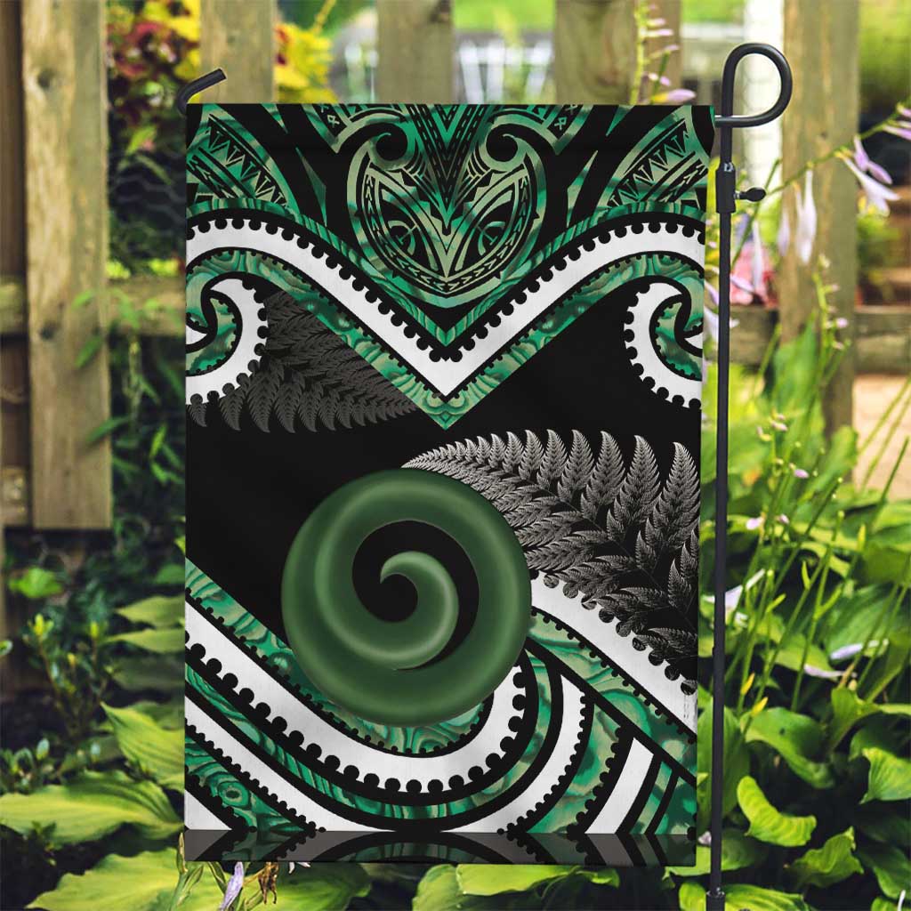 Koru Pounamu Aotearoa Garden Flag Maori Paua Shell Mix Silver Fern LT14 Garden Flag Black - Polynesian Pride