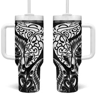 New Zealand Eel Tumbler With Handle Tuna Aotearoa Maori Patten - Black LT14 One Size: 40 oz Black - Polynesian Pride