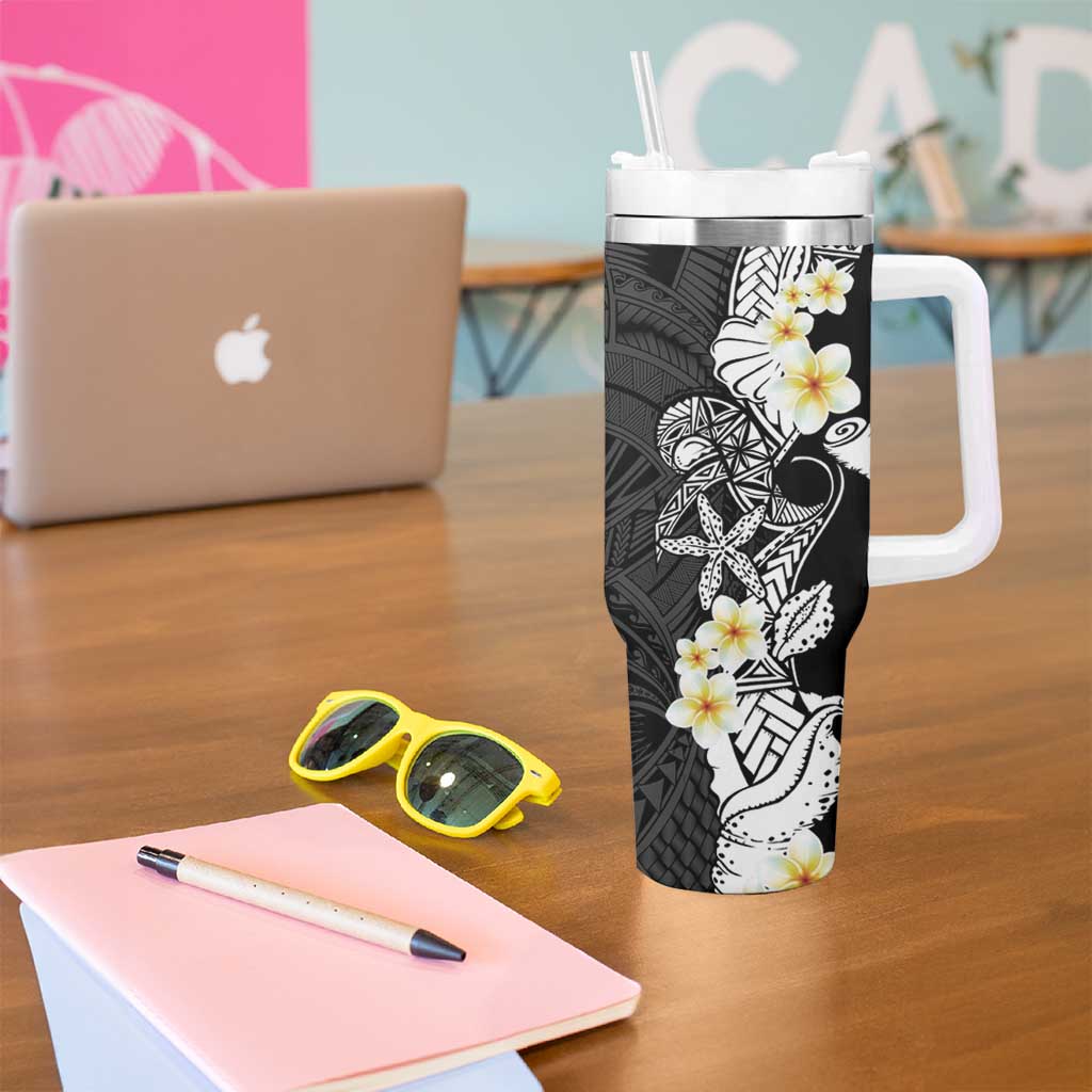 Black Samoa Tattoo Tumbler With Handle Plumeria Samoan Ocean Tatau Pattern - Polynesian Pride