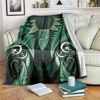 Aotearoa Pounamu Niho Blanket Silver Fern Mix Maori Pattern - Green LT14 Green - Polynesian Pride