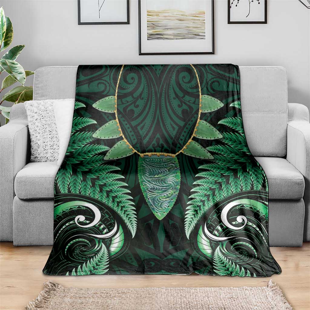 Aotearoa Pounamu Niho Blanket Silver Fern Mix Maori Pattern - Green LT14 - Polynesian Pride