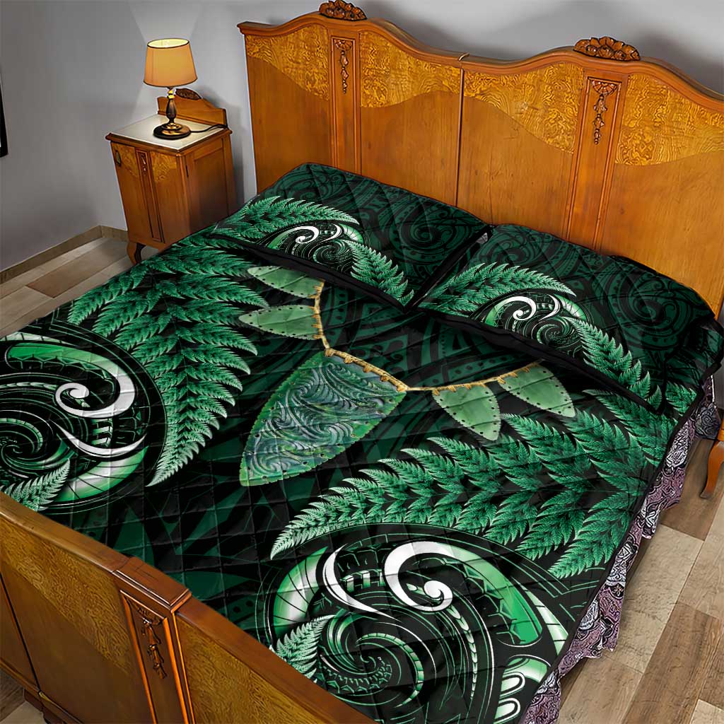 Aotearoa Pounamu Niho Quilt Bed Set Silver Fern Mix Maori Pattern - Green LT14 - Polynesian Pride