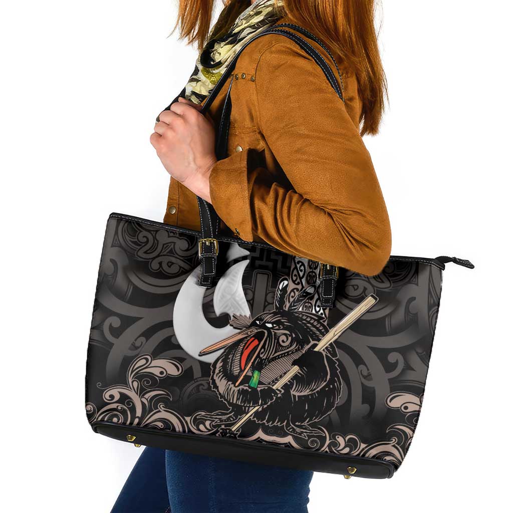 Aotearoa Hei Matau Leather Tote Bag Haka Kiwi Mix Maori Mangopare LT14 Black - Polynesian Pride