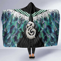 Aotearoa Korowai Motif Hooded Blanket Hei Manaia Poutama Maori Pattern LT14 One Size Turquoise - Polynesian Pride
