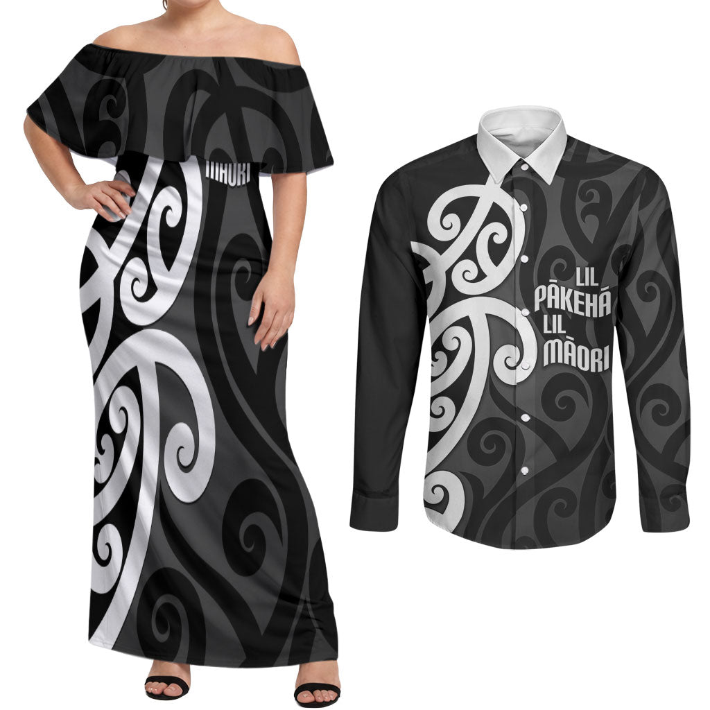 Lil Pakeha Lil Maori New Zealand Couples Matching Off Shoulder Maxi Dress and Long Sleeve Button Shirt Kiwi Proud Mangopare Pattern LT14 Black - Polynesian Pride