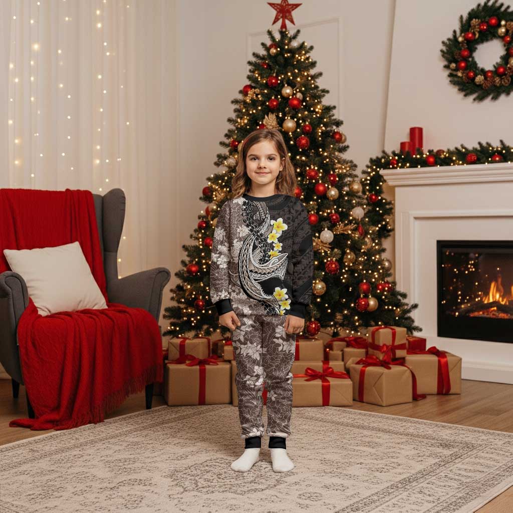 Brown and Black Hawaii Shark Tattoo Christmas Pajama Set Puakenikeni Lei Plumeria Polynesian Pattern LT14 Kid Black - Polynesian Pride