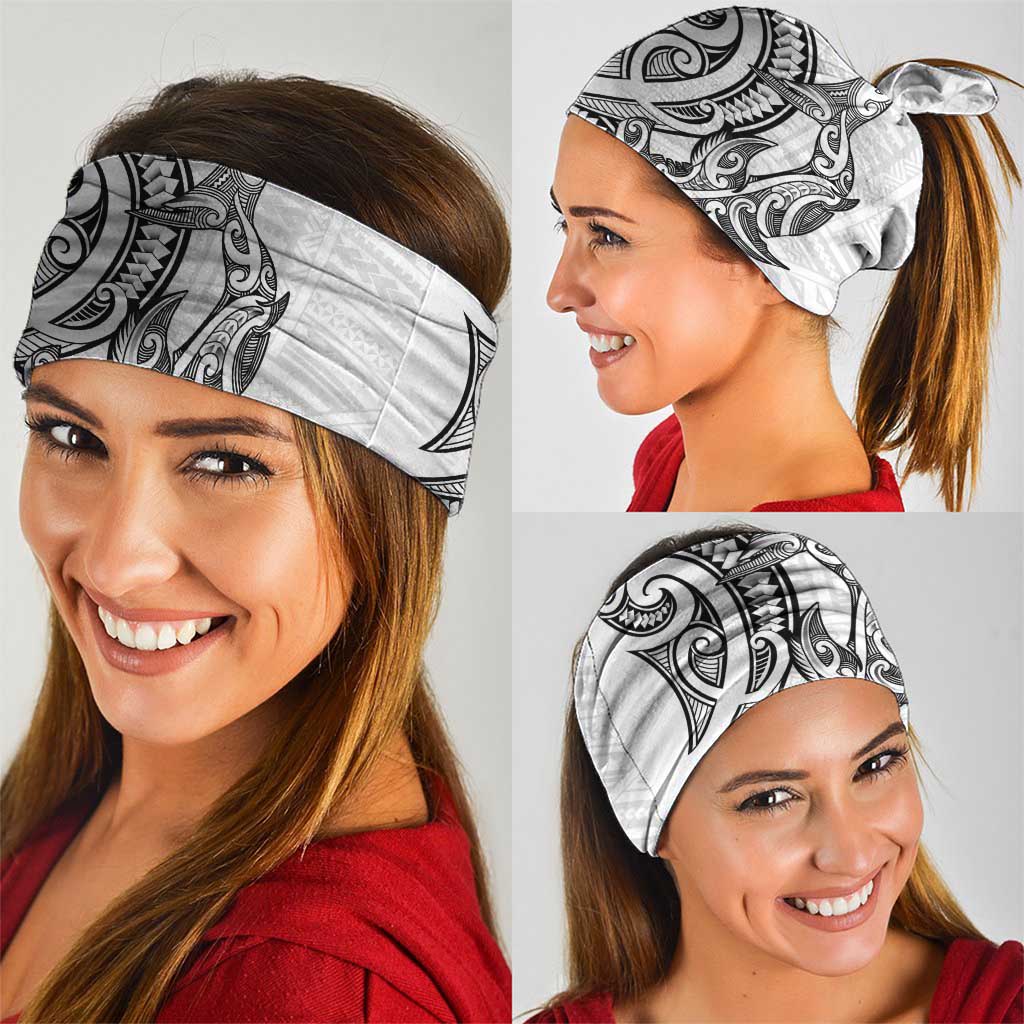 New Zealand Hammerhead Shark Neck Gaiter Maori Haehae Mangopare White - Polynesian Pride
