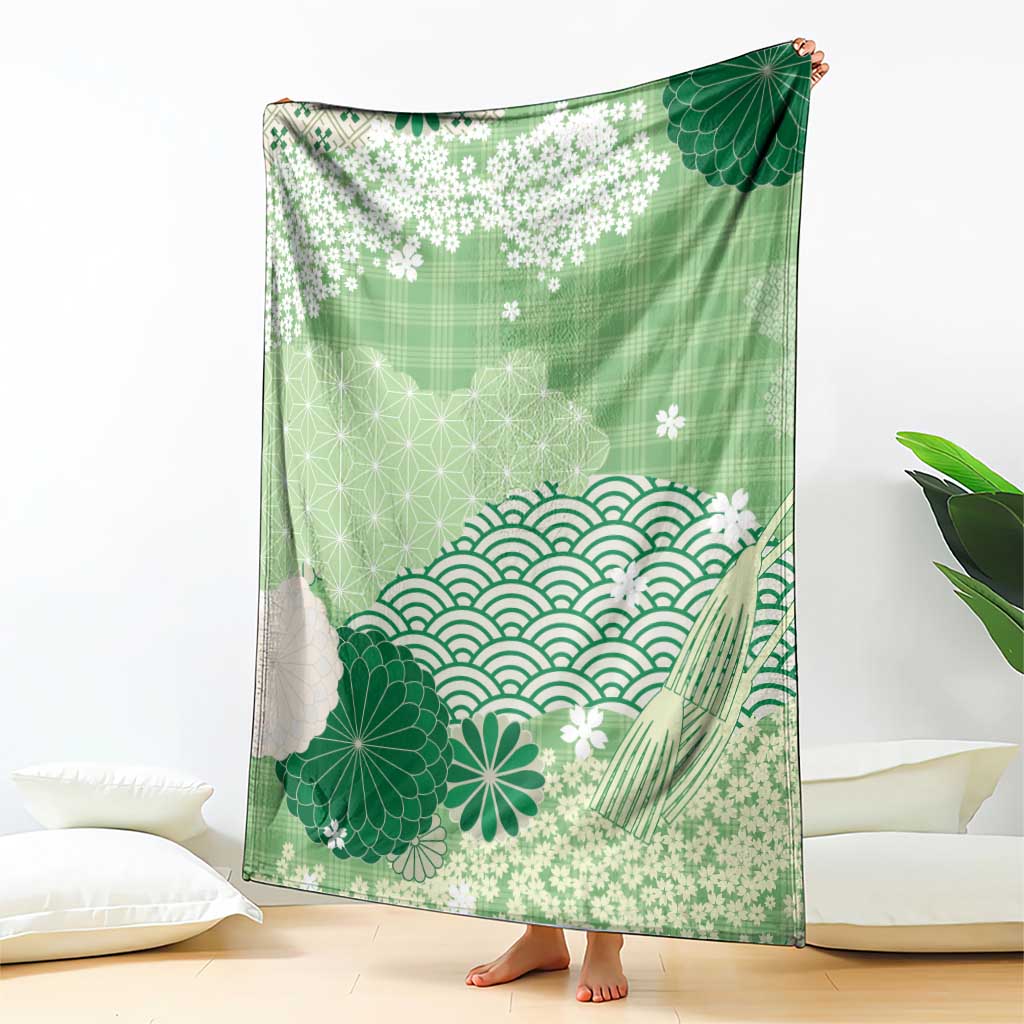 Green Palaka Japanese Patterns Blanket Asanoha Seigaiha Sakura Motif - Polynesian Pride